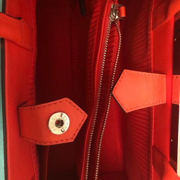 SOLD‼️…5️⃣5️⃣0️⃣ (OP) Fendi 2jours - Picture 5 of 13